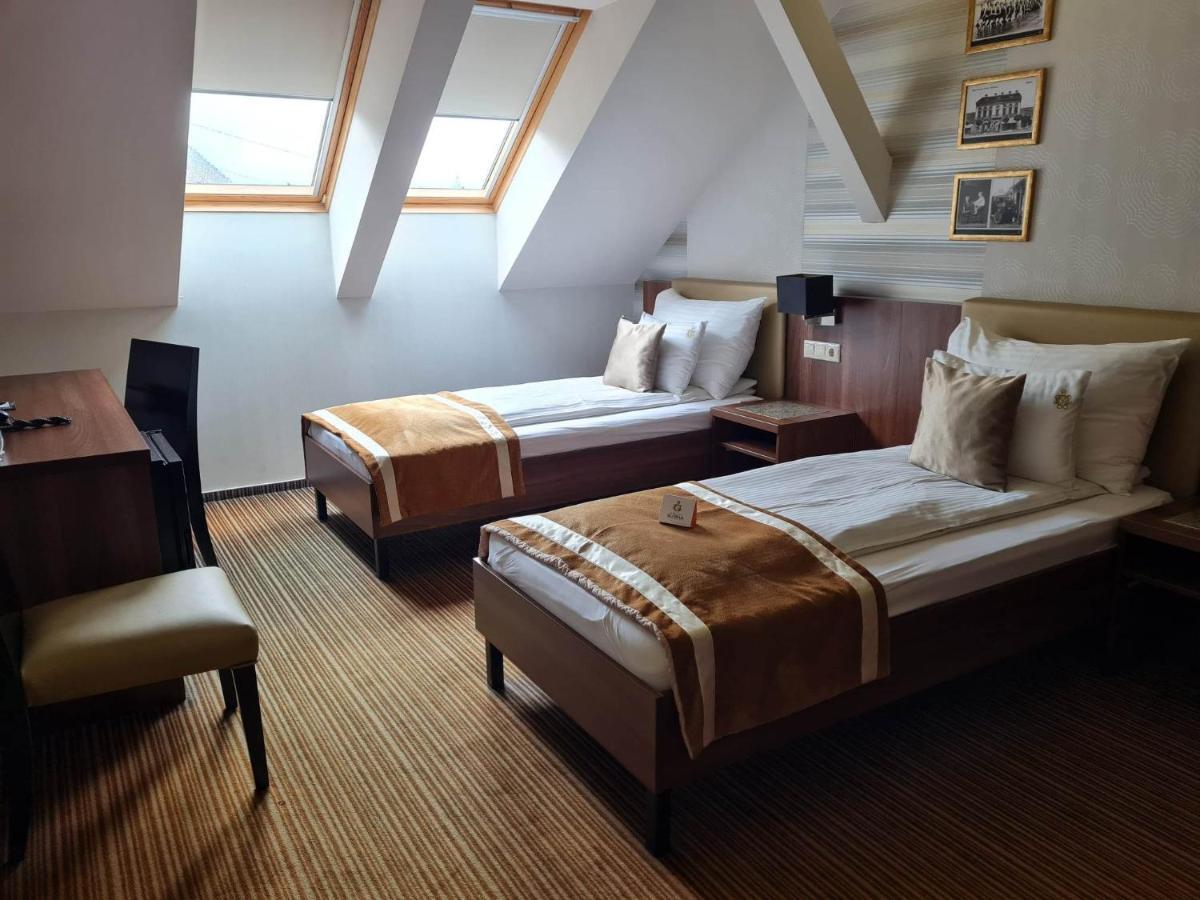 Grand Hotel Glorius Makó Eksteriør bilde